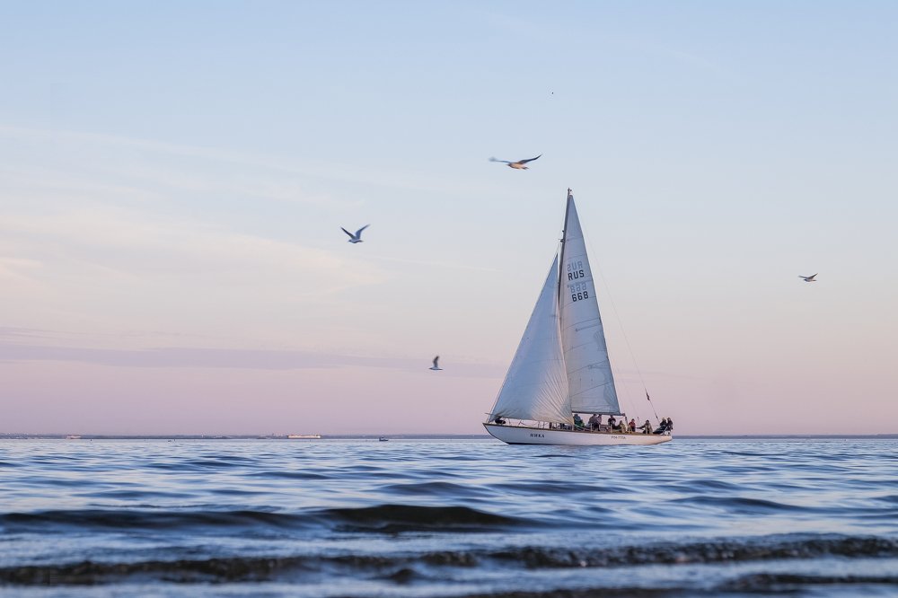 Парус на горизонте