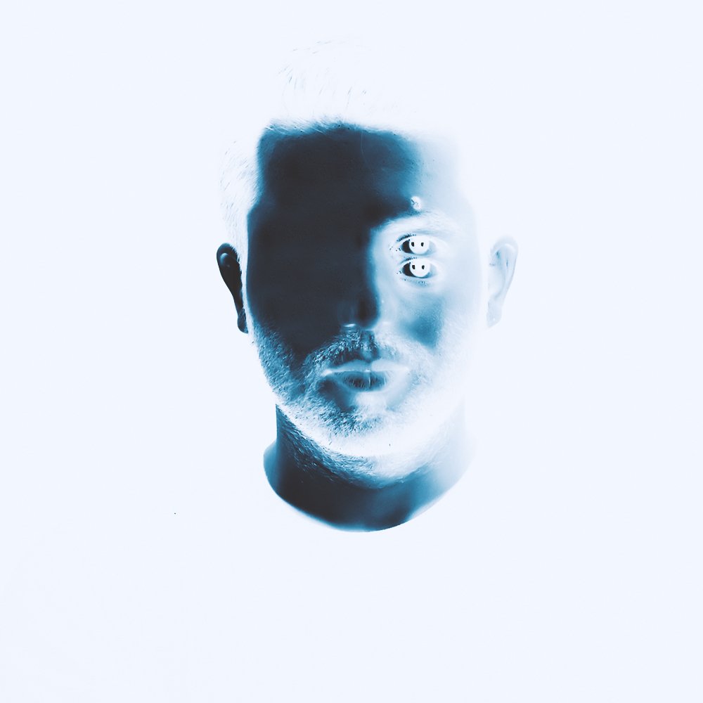 Photograph by  Barbad Rahnama