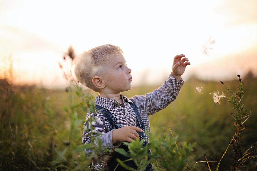 Пальцем в небо, Бога щекотать...