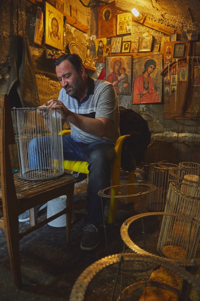 Производство церковных свечей.