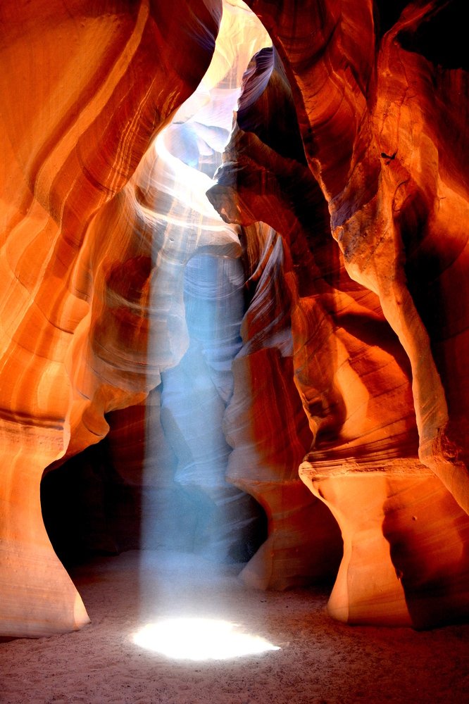 Light Beam @ Upper Antelope Canyon,Arizona, USA