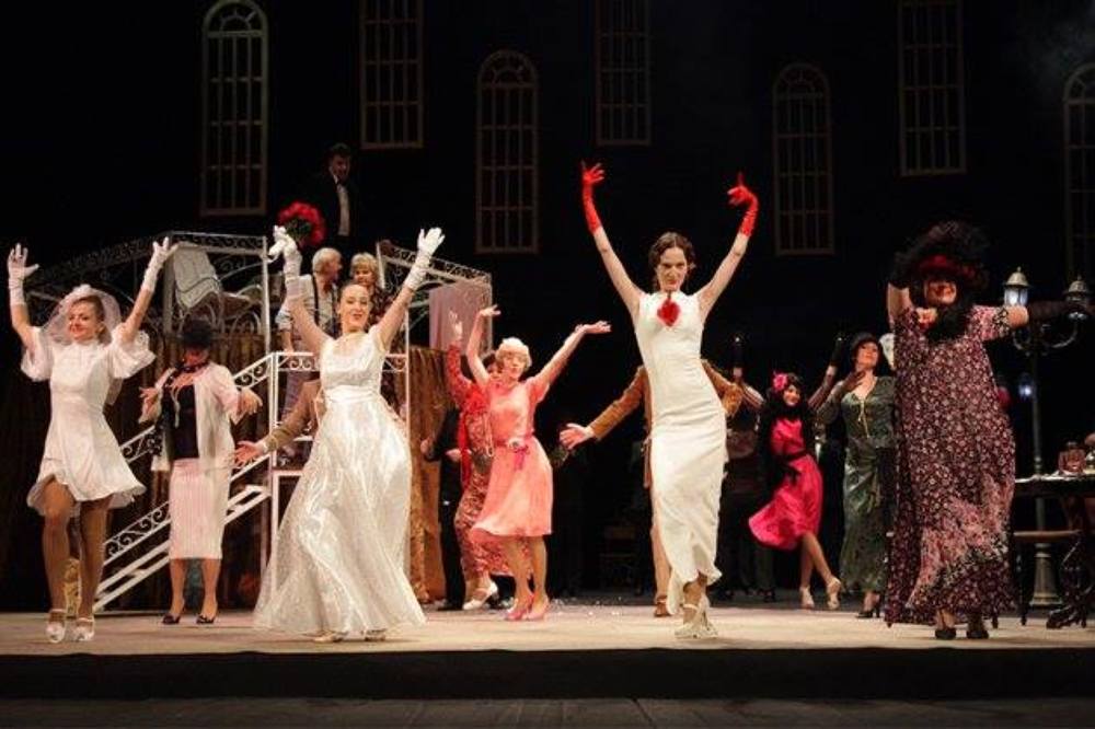 Весь мир театр