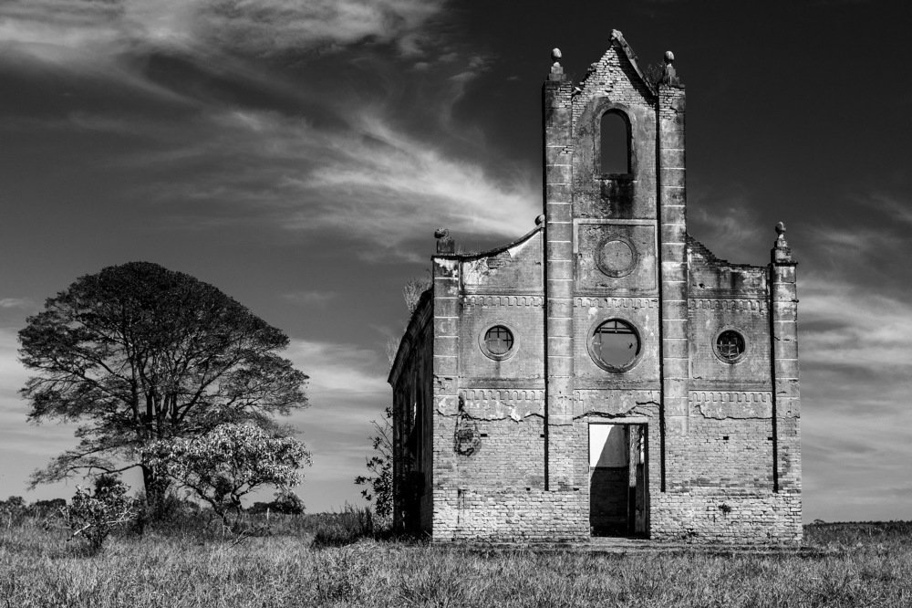 There, where oblivion dwells...