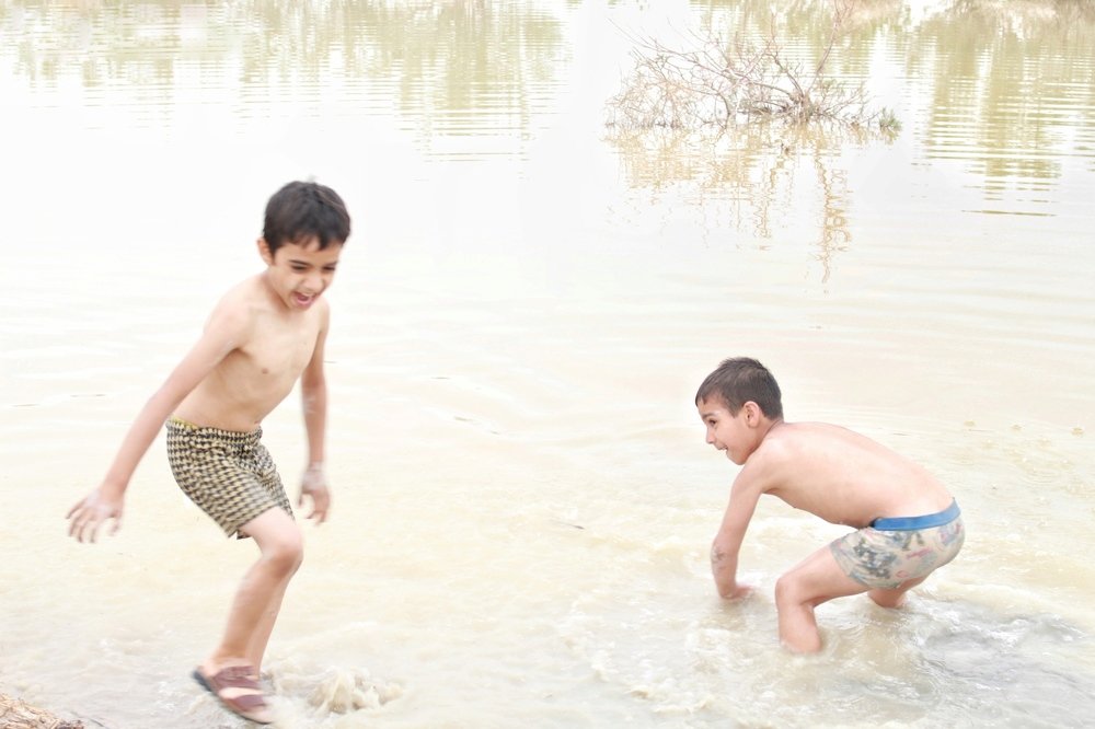 Play Water