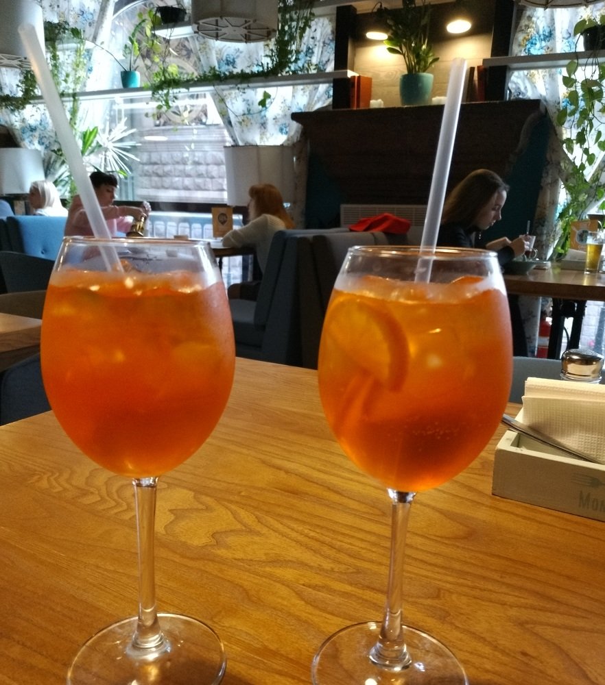 Апельсиновий настрій