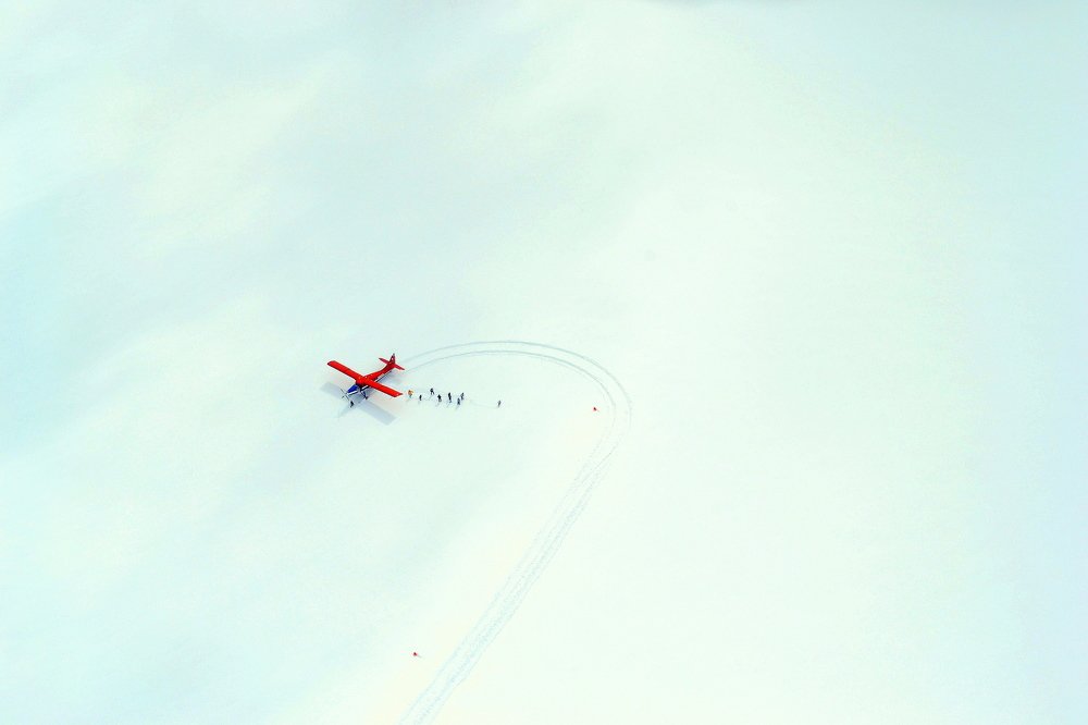 Glacier landing at Mt Mckinley, Alaska, USA