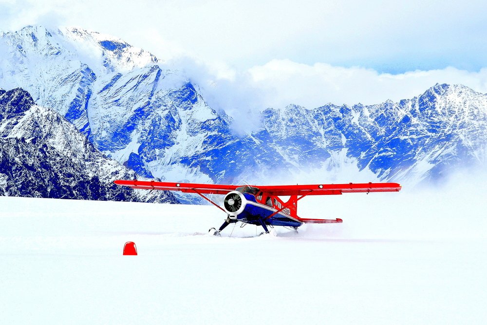 Glacier Landing at Mt Mckinley, Denali National Park, Alaska