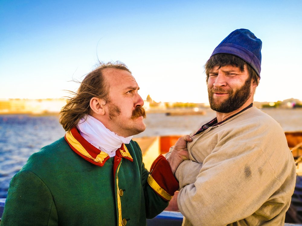 Работа " из-под палки".Слушай сюда, холоп!Work " from under the stick".Listen here, slave!