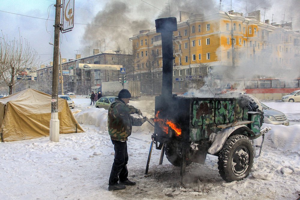 согреем город, пока жители не оклели от мороза...