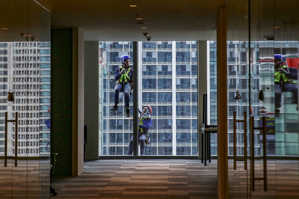 Photograph by Mark Manlangit