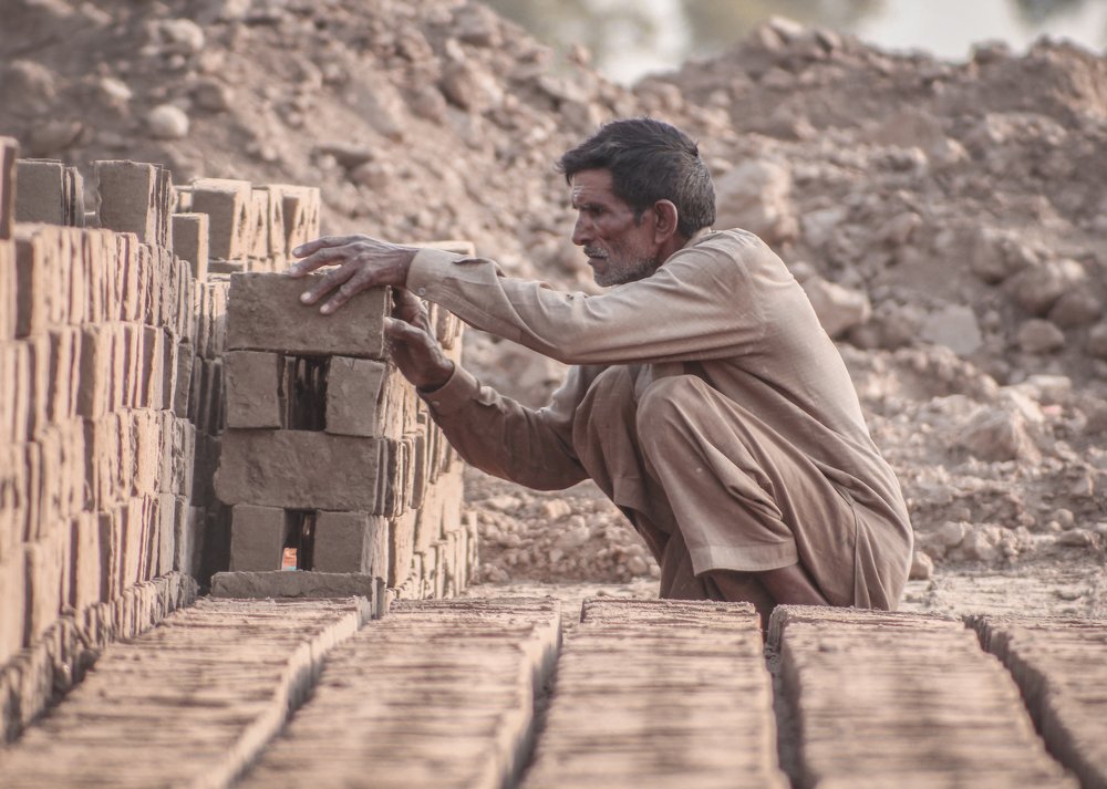 Bricks Maker