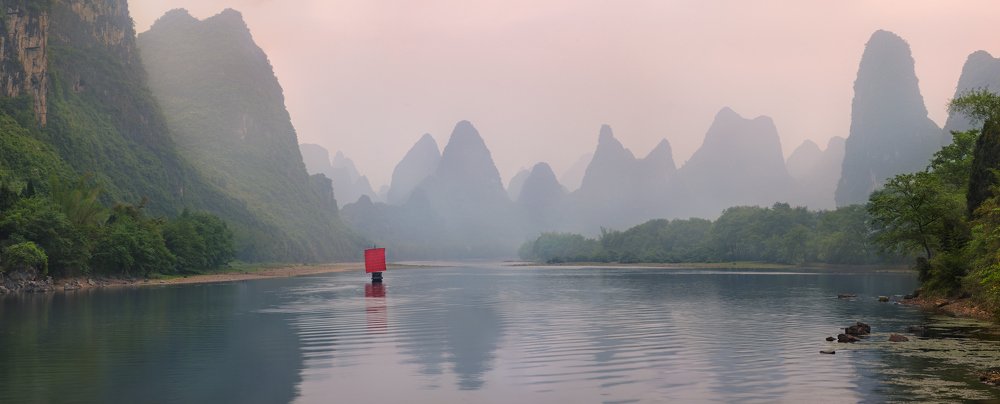 Алеет парус одиноко...