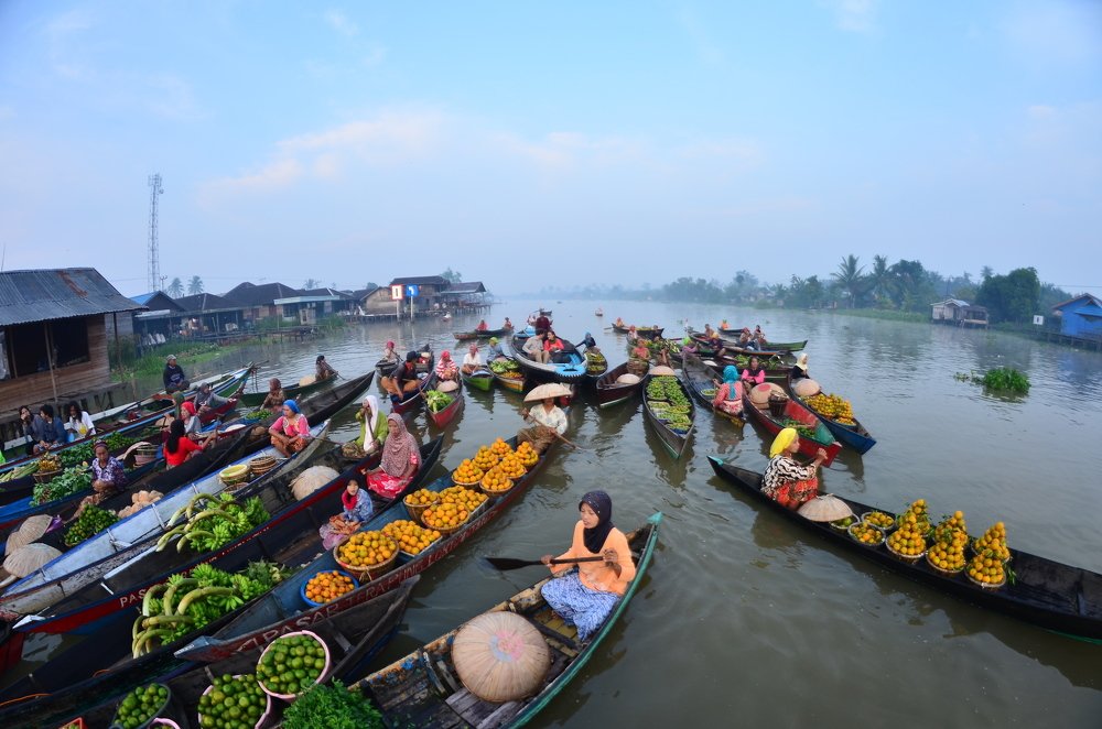 Floating market activity