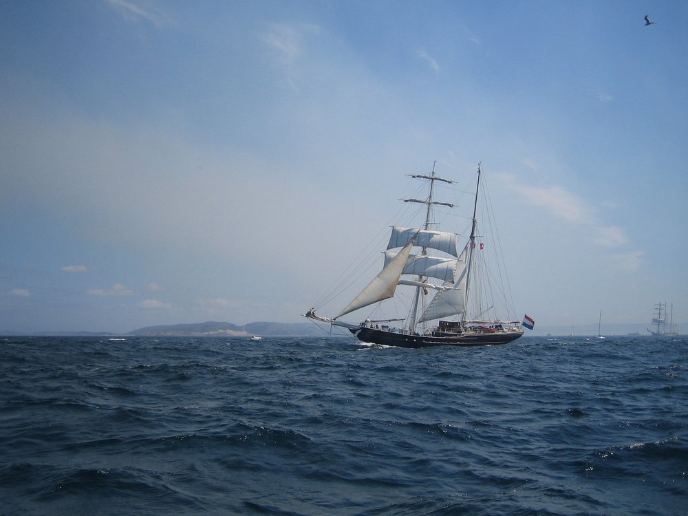 Море волнуется...