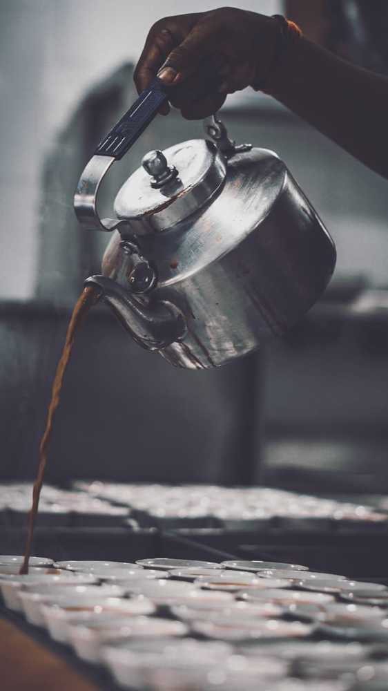 Drink chai and samosa don't break anyone bharosa