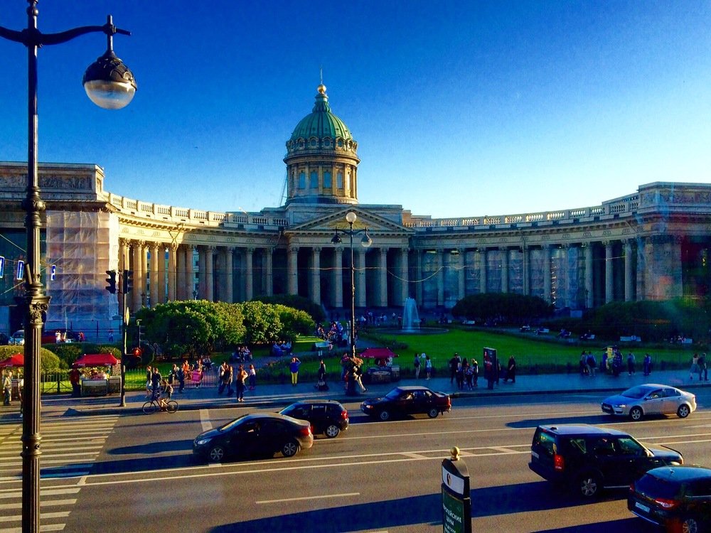 Яркий Питер