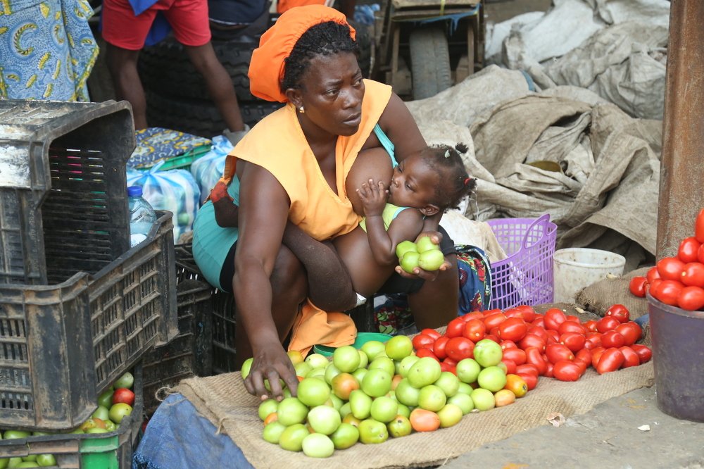 Photograph by Mario Mujetes