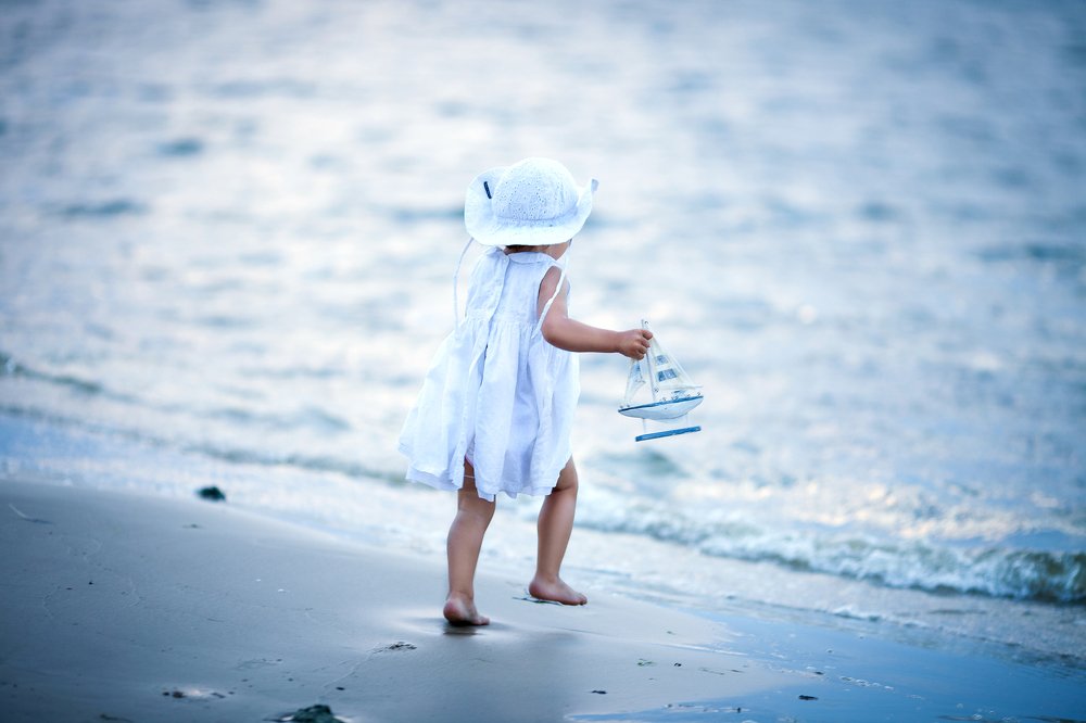 Photograph by Renate Tompsone