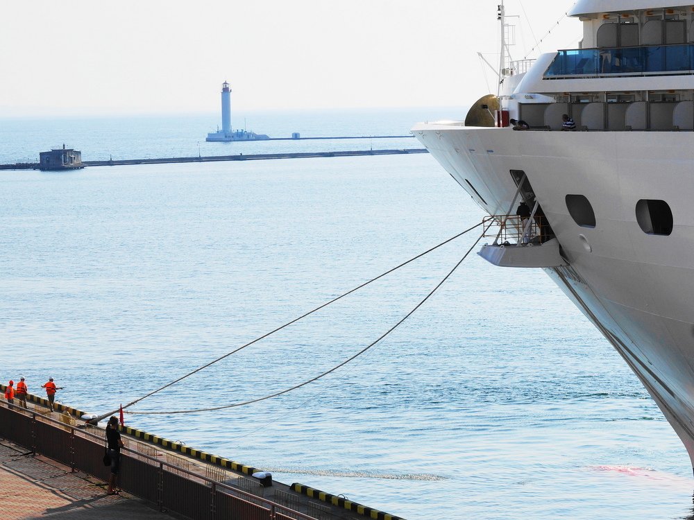 Швартовка...