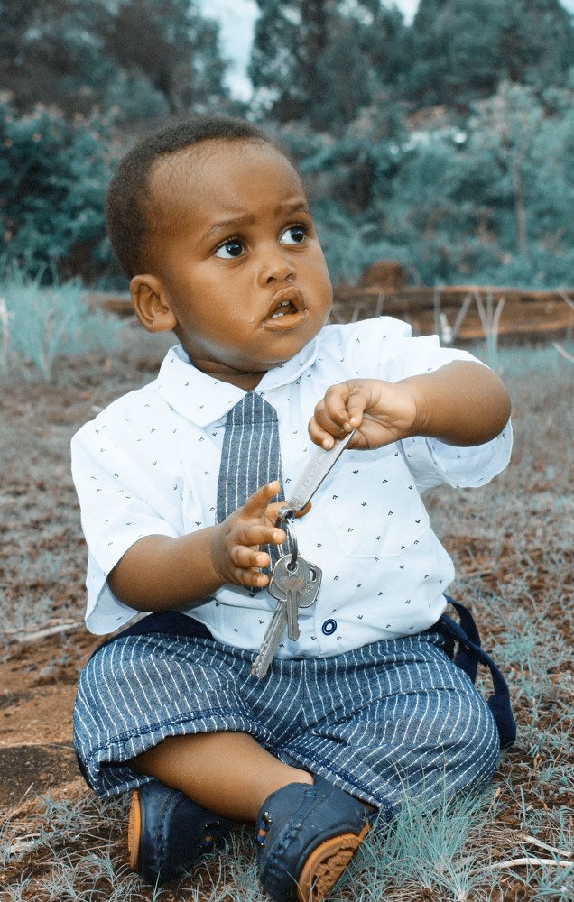 Photograph by KOMBA DEOGRATIUS