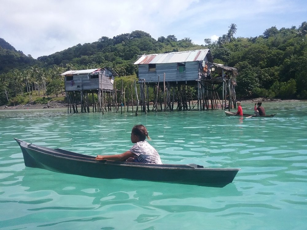 aqua children of north borneo...