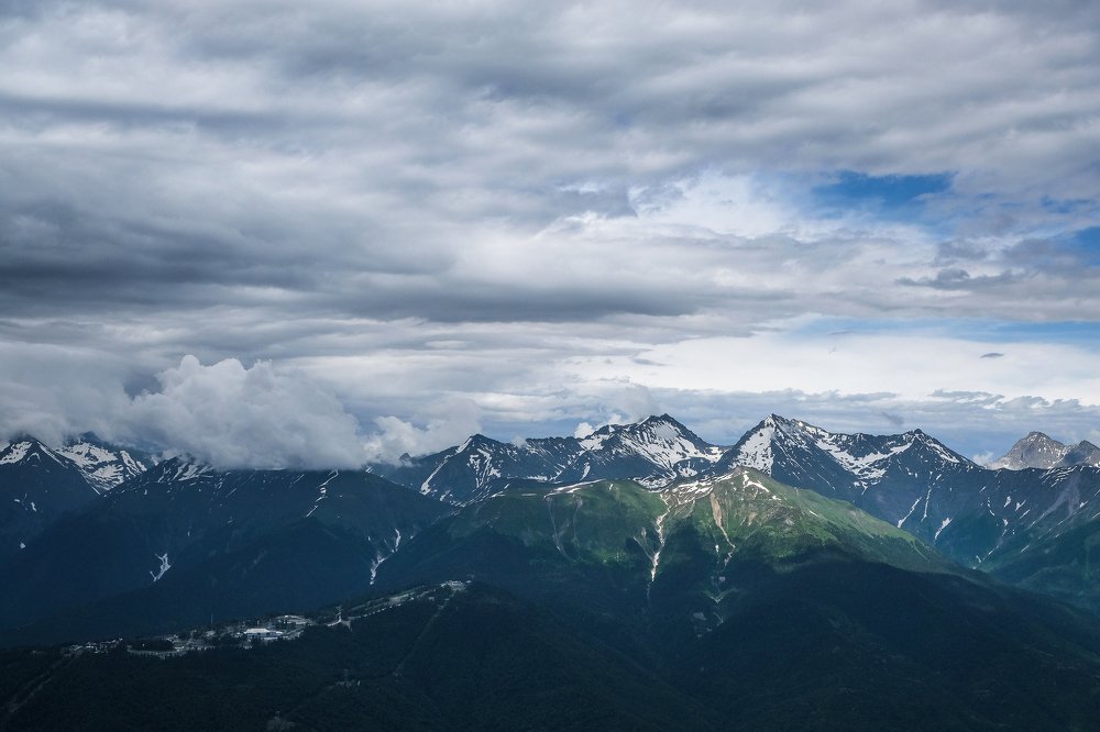 Чёрная пирамида