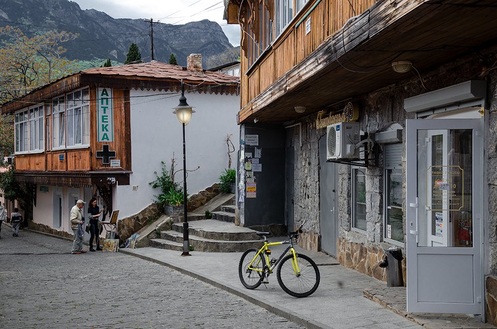 По узким улочкам Гурзуфа