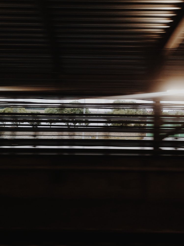 За границей