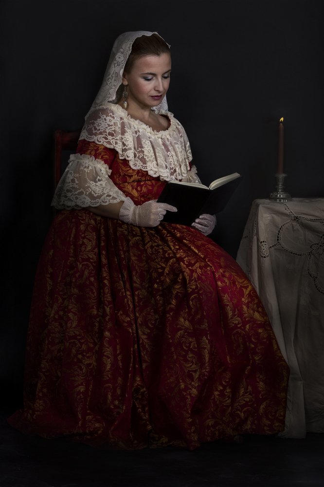 Reading by the candle