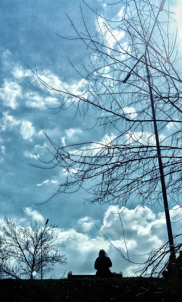 Под фонарём