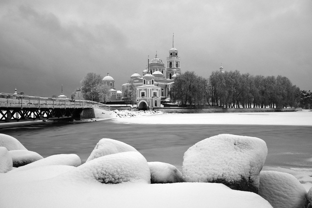 Зима в обители.