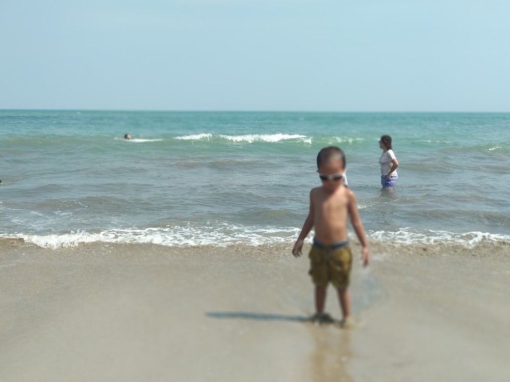 Photograph by Alfin Godeamus Loen