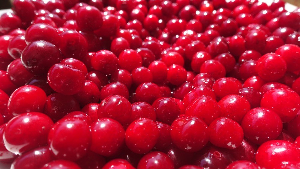 Вишня в соку.