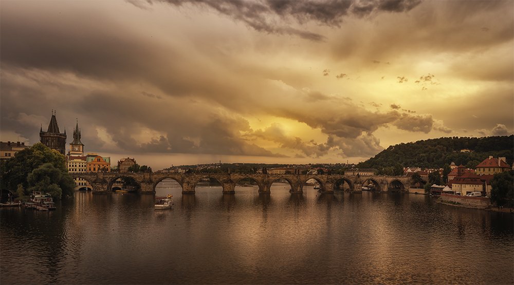 Photograph by Ramon Morcillo Valero