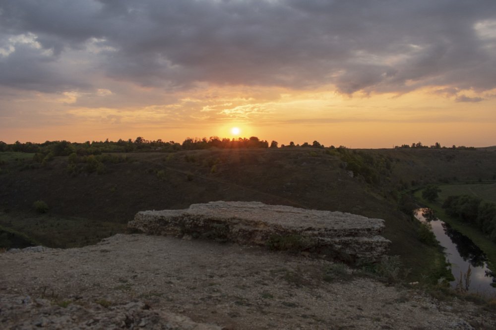 Закат на Воргольских скалах