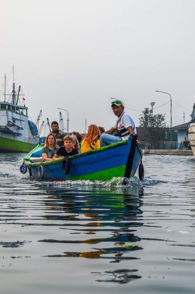Foreigners Travelling
