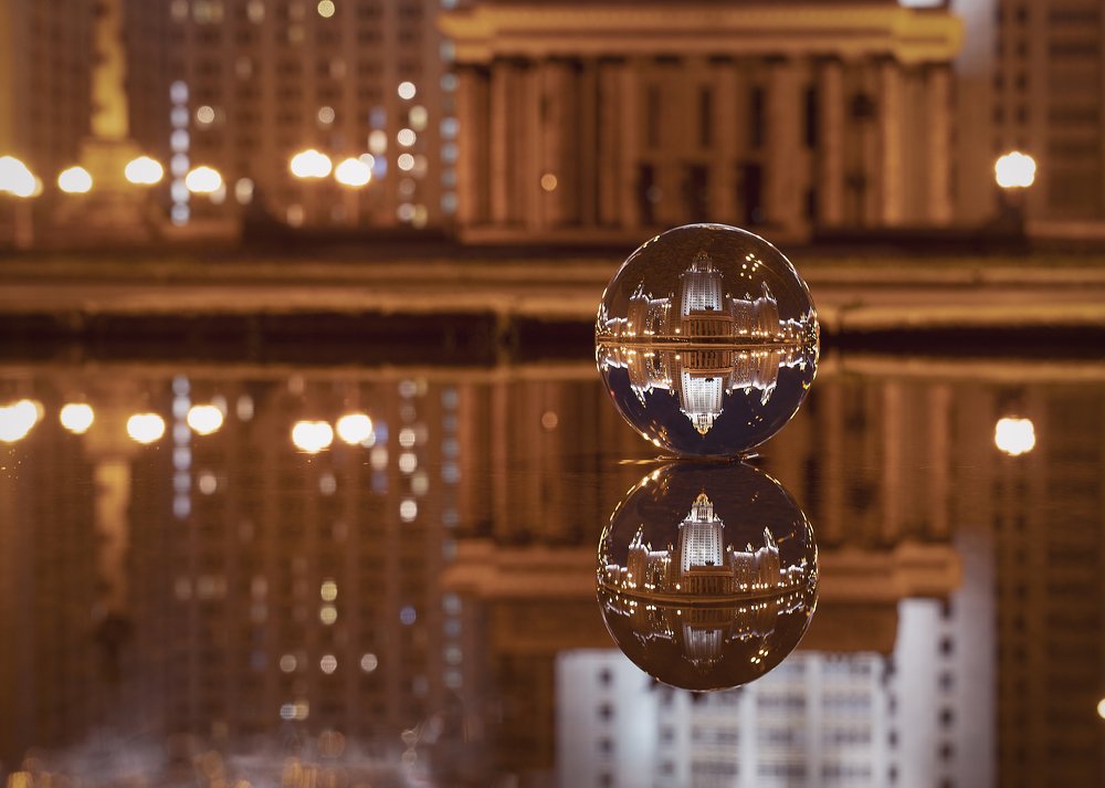 ОТРАЖЕНИЕ ОТРАЖЕНИЯ В ОТРАЖЕНИИ