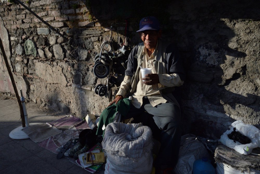 street vendor in San Salvador