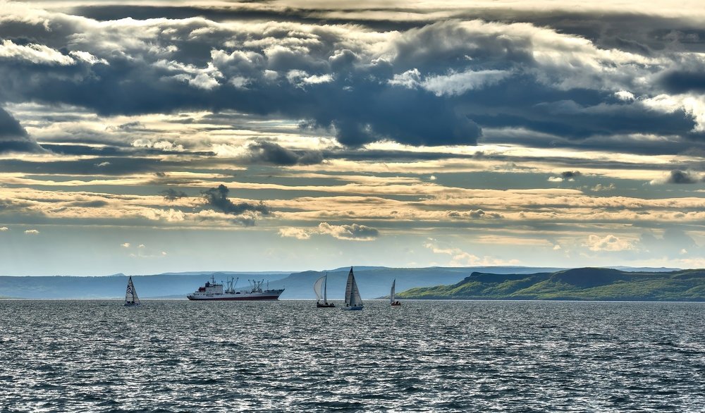 Амурский залив