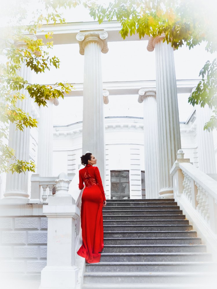 Photograph by Karina Sapfir