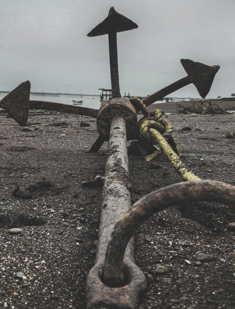 Photograph by DIGEN MORE