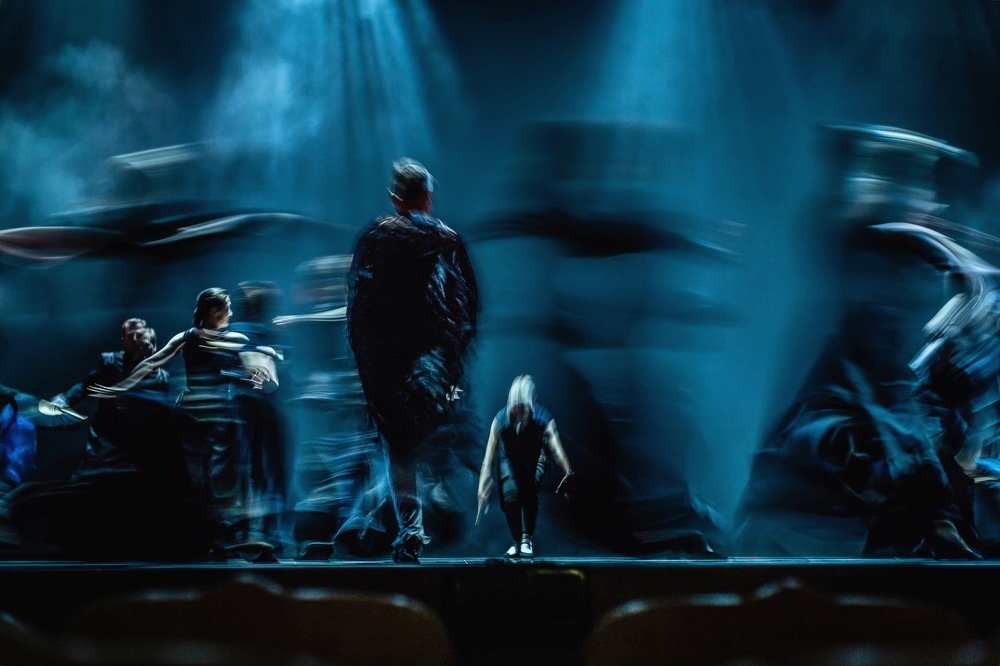 Театральный накал