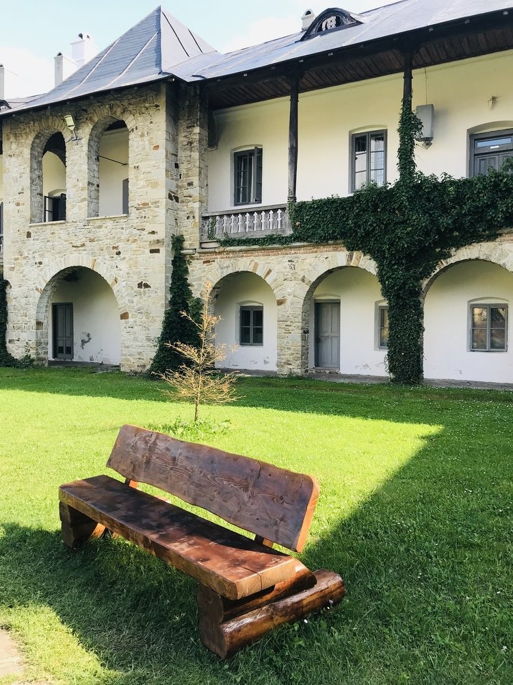 Photograph by Anca Hultoana