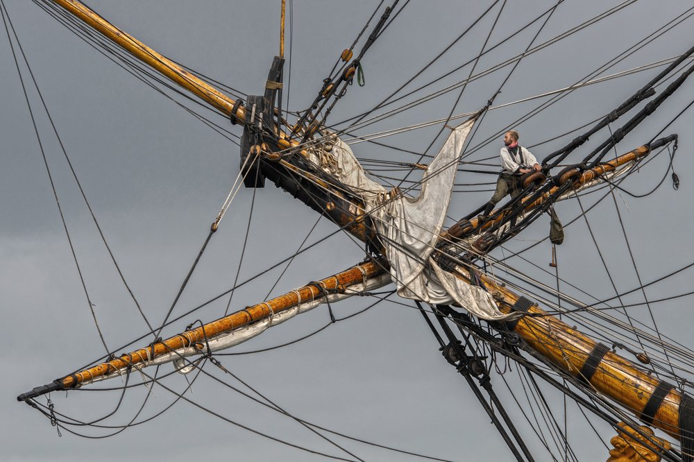 Photograph by SI SABER LOTFI