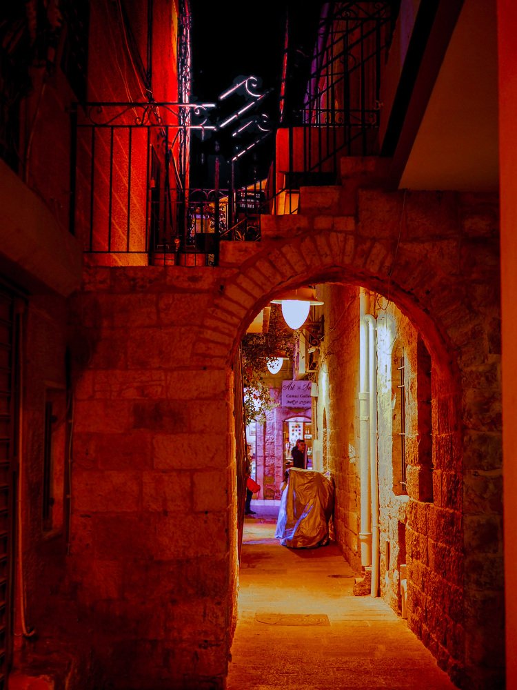 Photograph by Alla Shapochnik