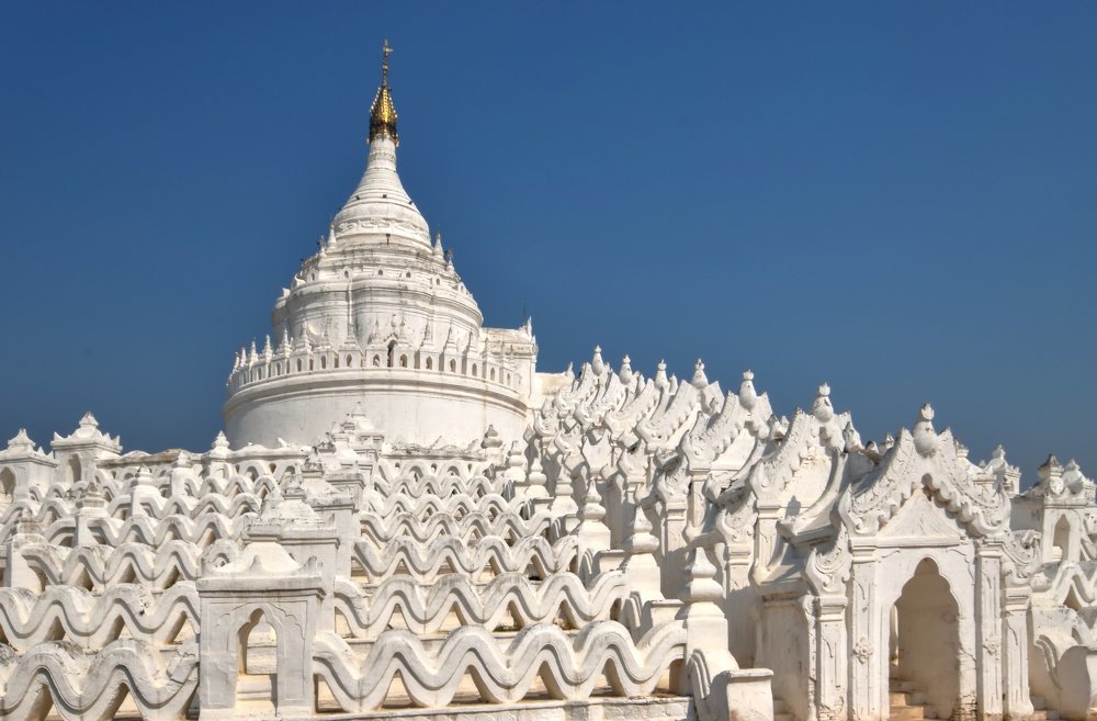 White pagoda