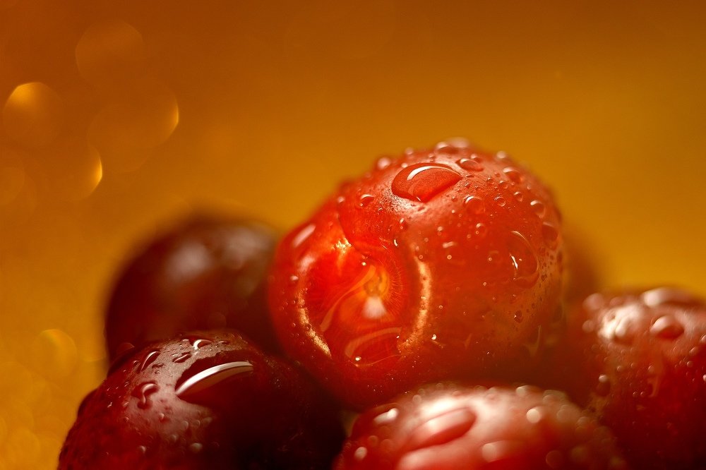 Тёплые черешни