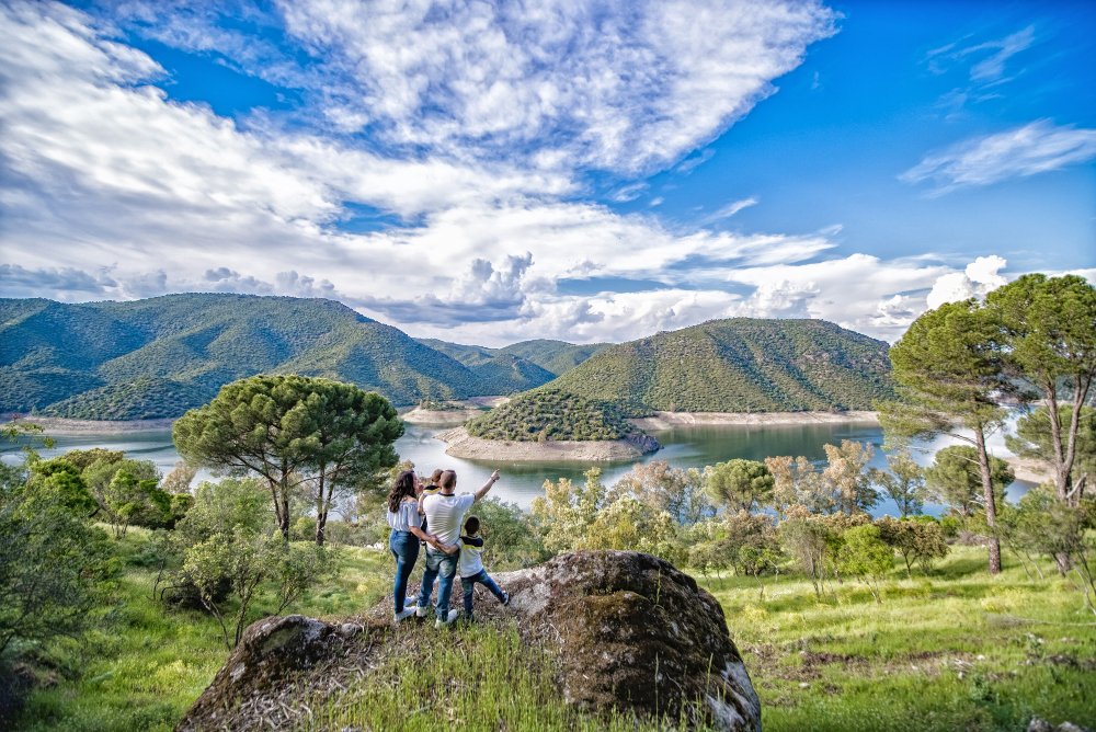 Photograph by Pedro Volana