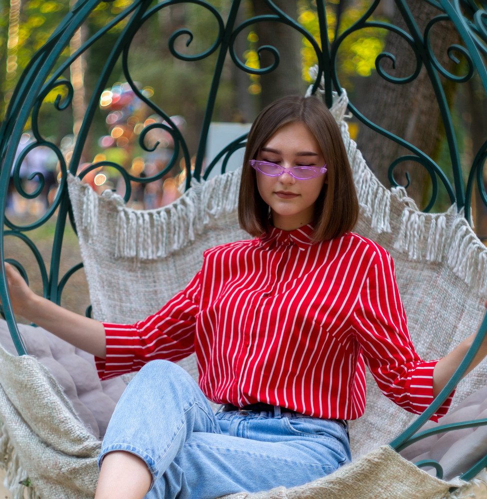 Beautiful girl in a red shirt.