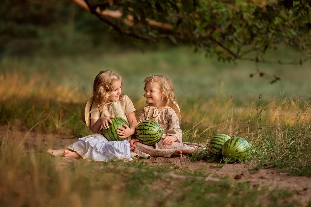 Подружки хахатушки